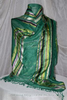  Zuma's Whispering Scarf: A Tale of Courage Woven into Ethiopian Silk!